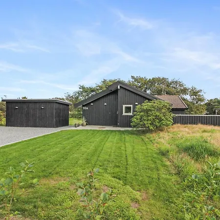 Ria - 250m From The Sea By Interhome