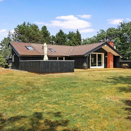 Ria - 250m From The Sea By Interhome *